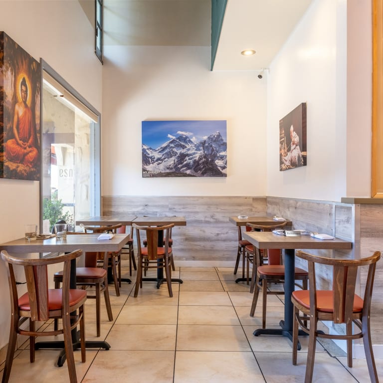 Reserve Your Table with Ease